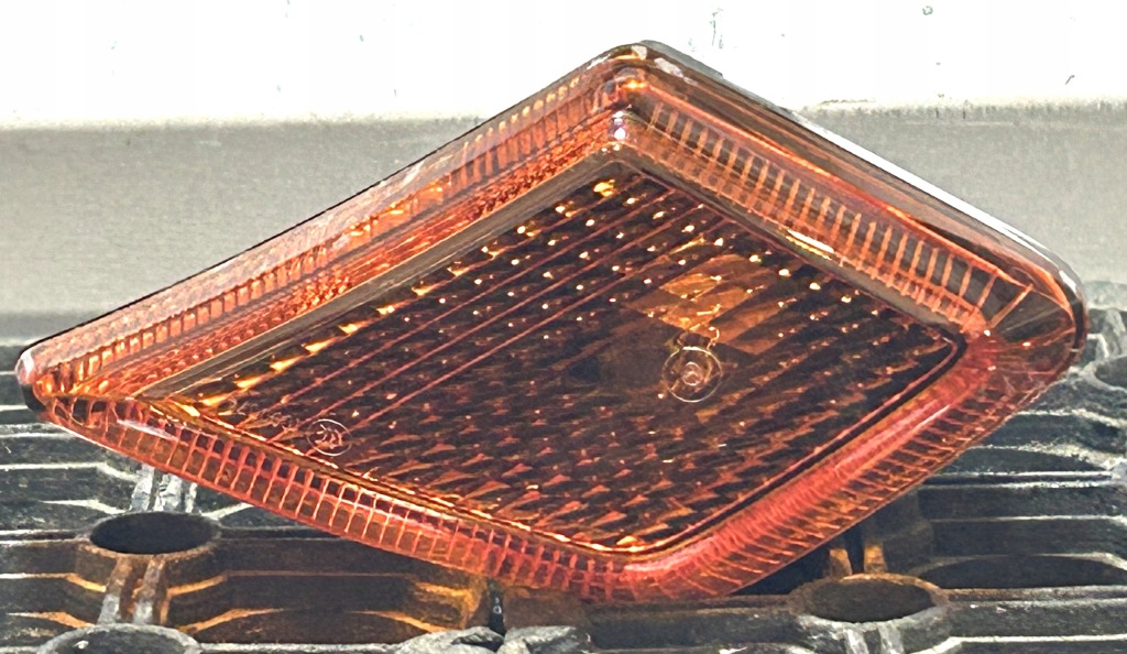 Купить Фара поворотник левая mercedes actros mp4 a9608201621