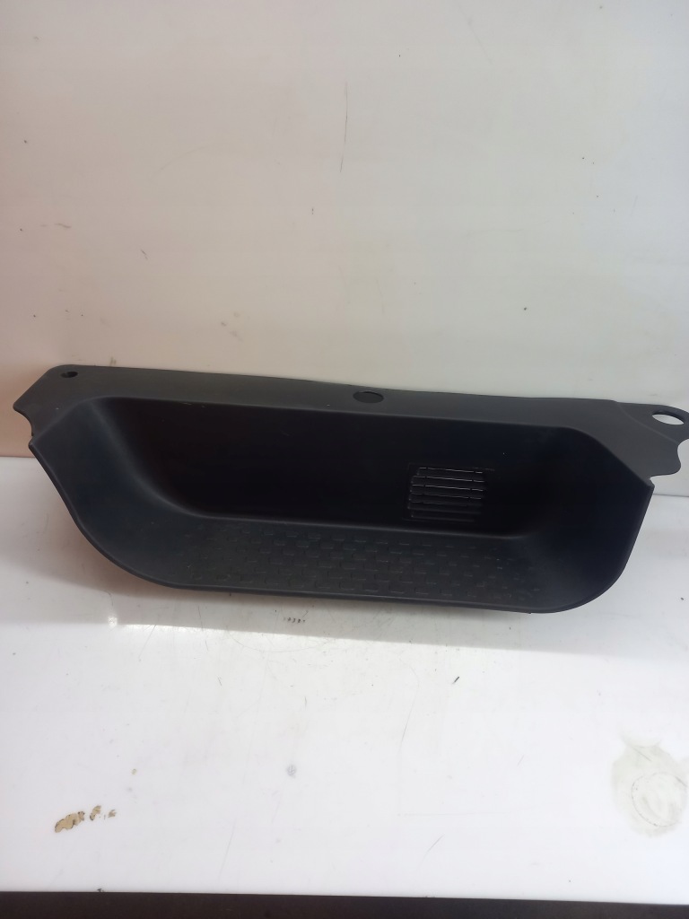 Купить Накладка порог правая  перед renault trafic iv 768510190r