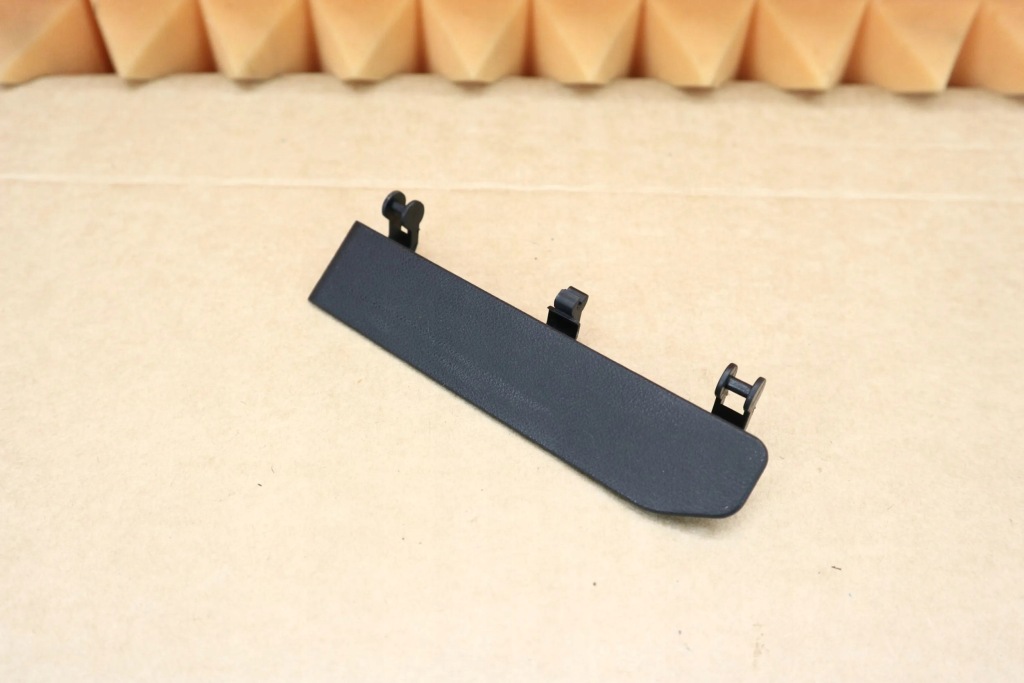 Купити Mercedes slk 171 r171 заглушка шарнір дах лівий