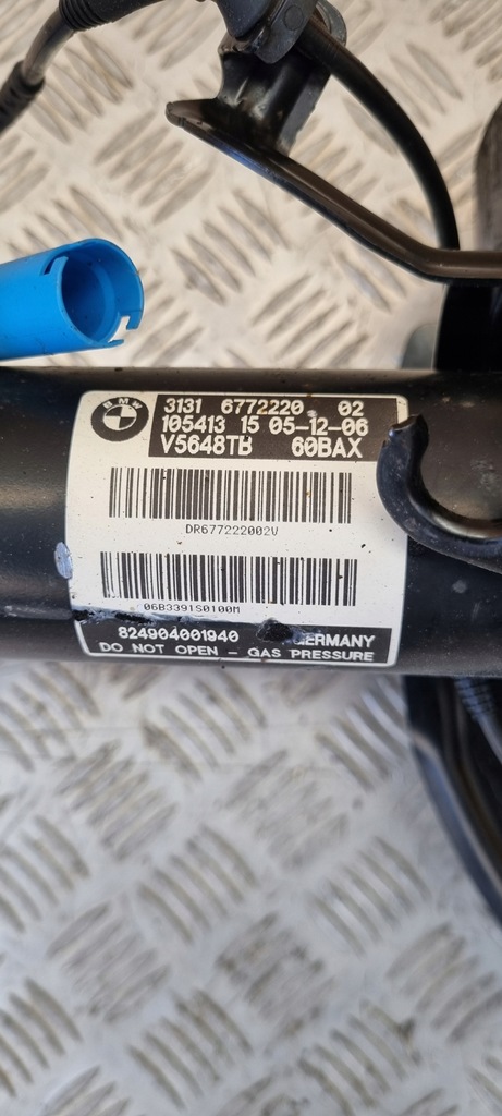 фото №15, Bmw e60 e61 поворотный кулак амортизатор 6772220 рычаг x-drive правый перед