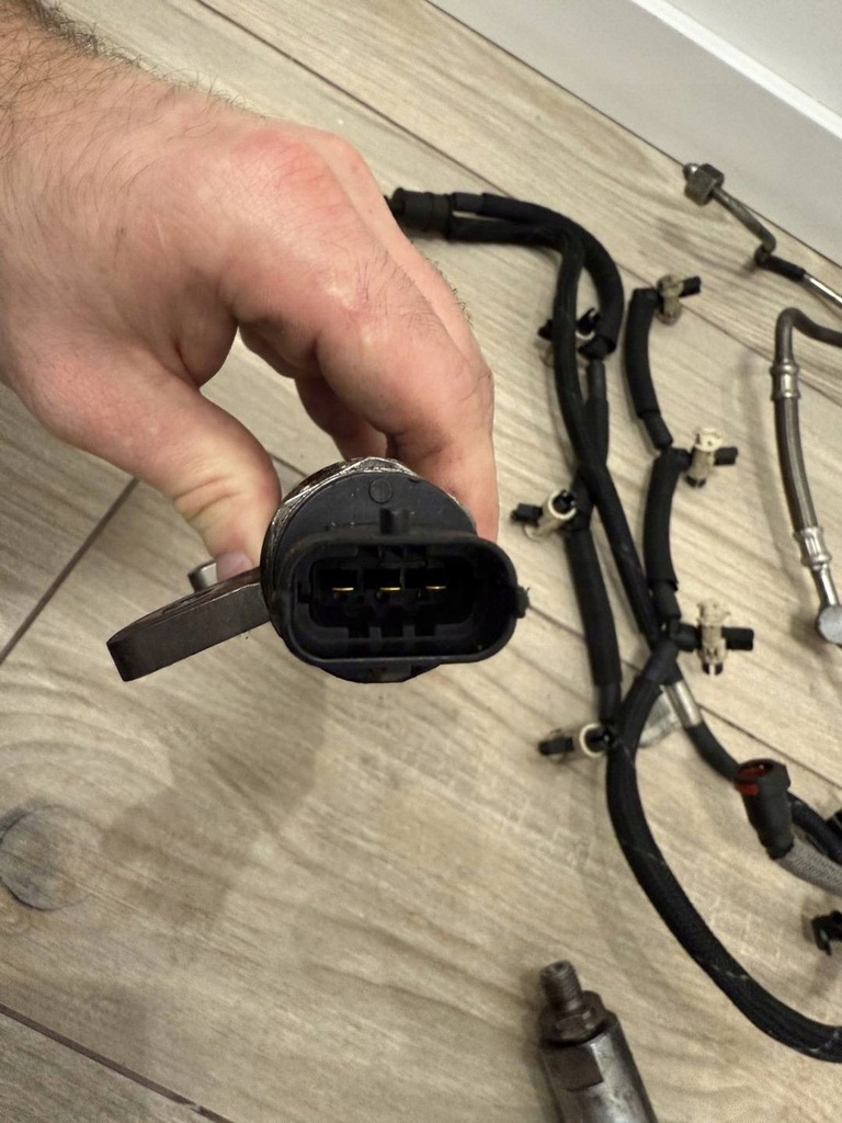 фото №7, Молдинг упорскування rover sport jaguar xj ii 3.0 ck5q-9d280-bb ck5q-9d280-ab