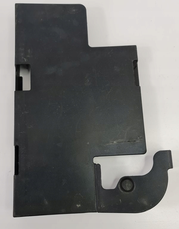 фото №1, Захист коробка запобіжників audi a1 8k0915429f