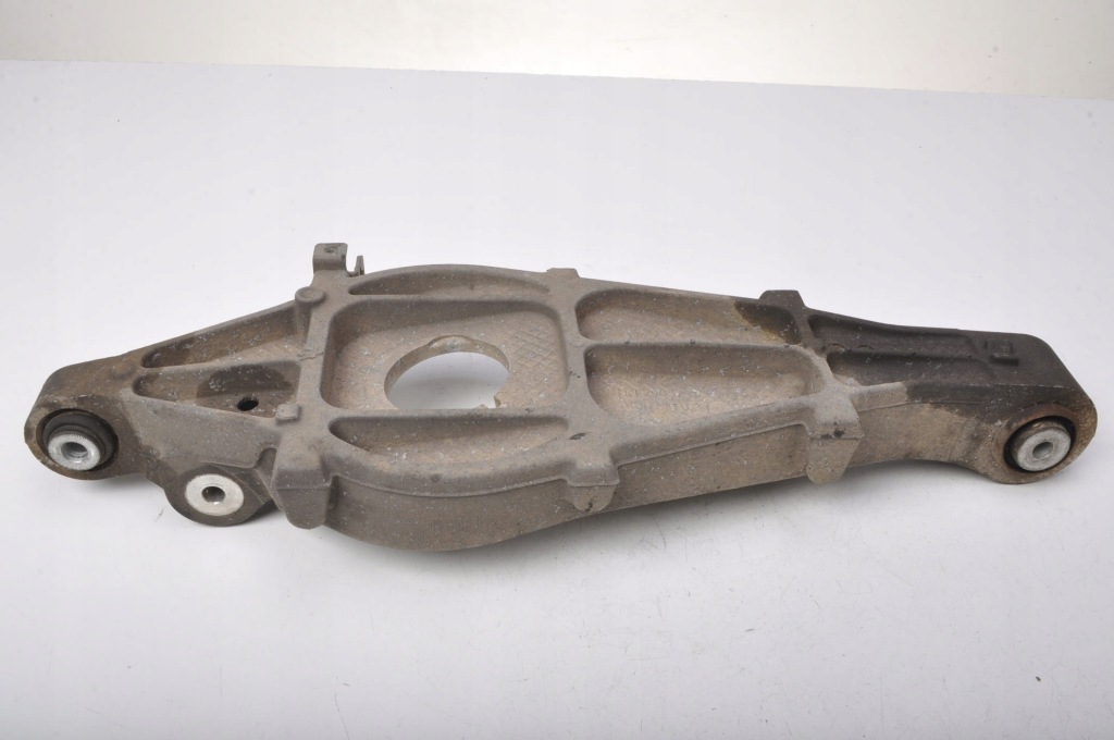 фото №1, Maserati levante sq4 3.0 важіль лівий задня 19r