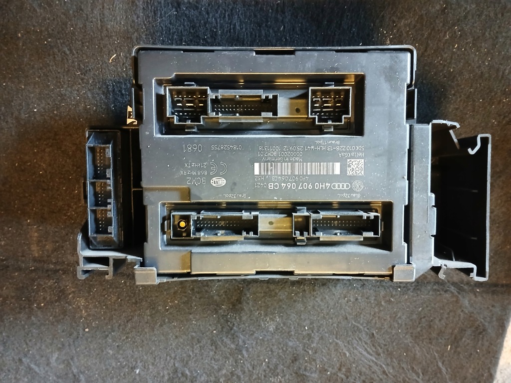 фото №1, Audi a8 d4 модуль комфорту 4h0907064cb