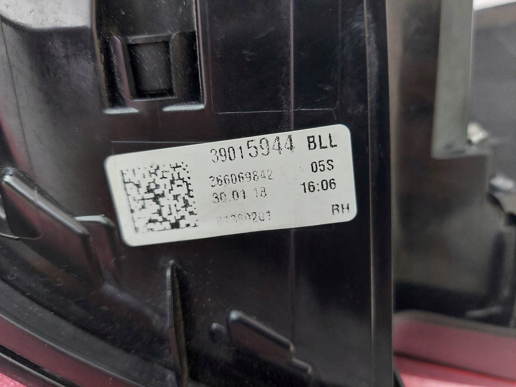 фото №6, Opel astra k v hb лампа права задня задня