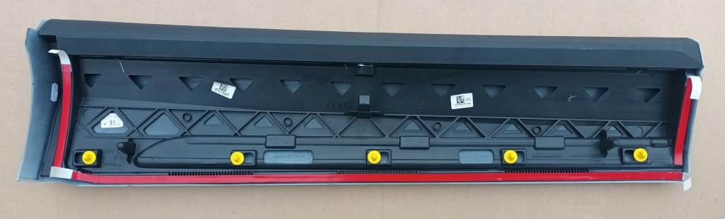 фото №5, Молдинг дверь правый задняя задняя audi q8 4m8853060j c9a карбон