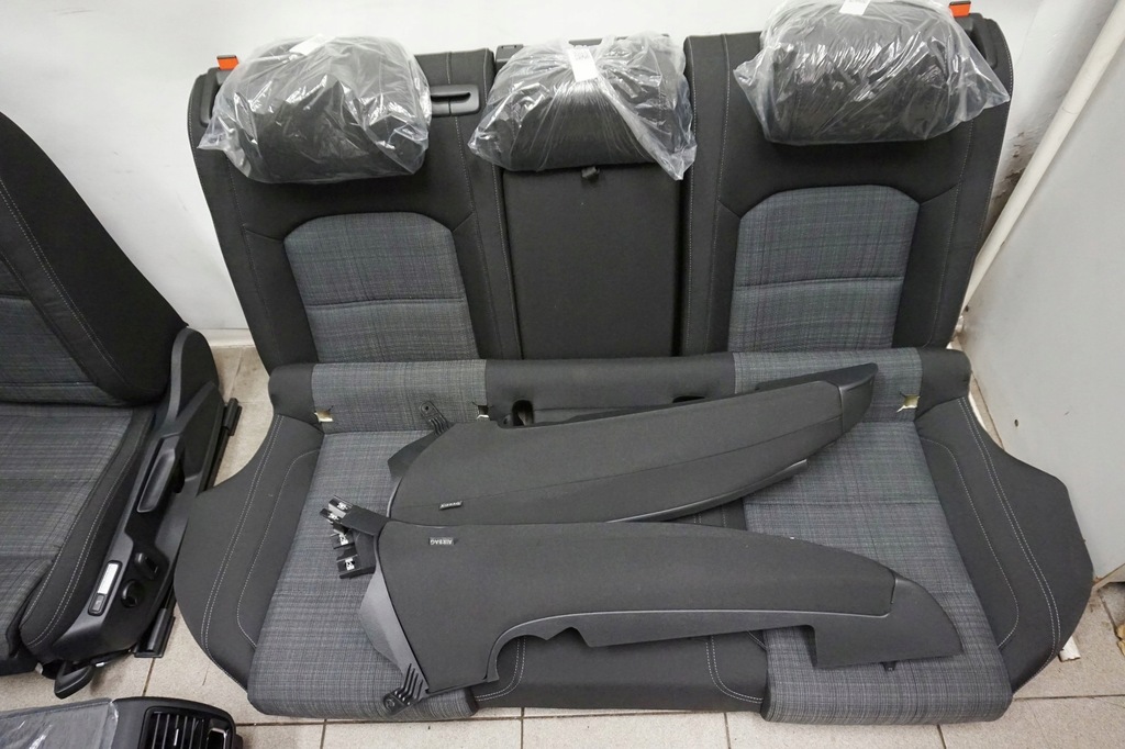 фото №13, Сиденья заднее сиденье обшивки vw passat b8 lift