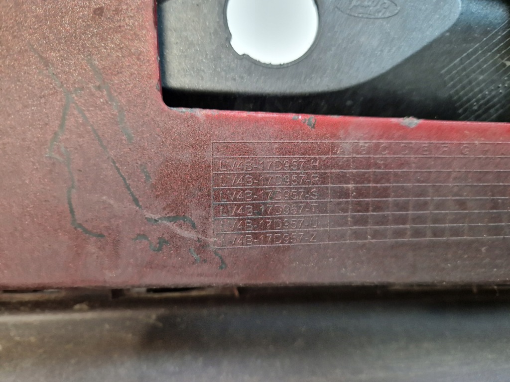 Ford kuga mk3 st line бампер передній перед решітка радіатора lv4b 17d957 Оригінал