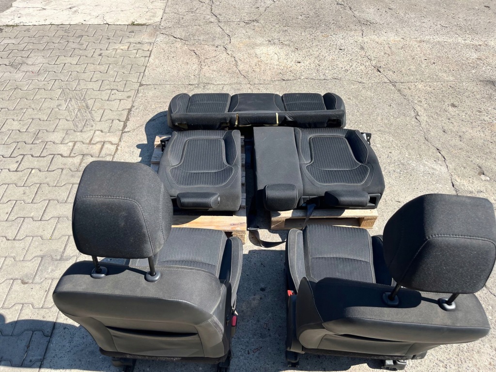 фото №11, Renault megane iv 4 kombi 2019r сиденья подогрев заднее сиденье задняя комплект