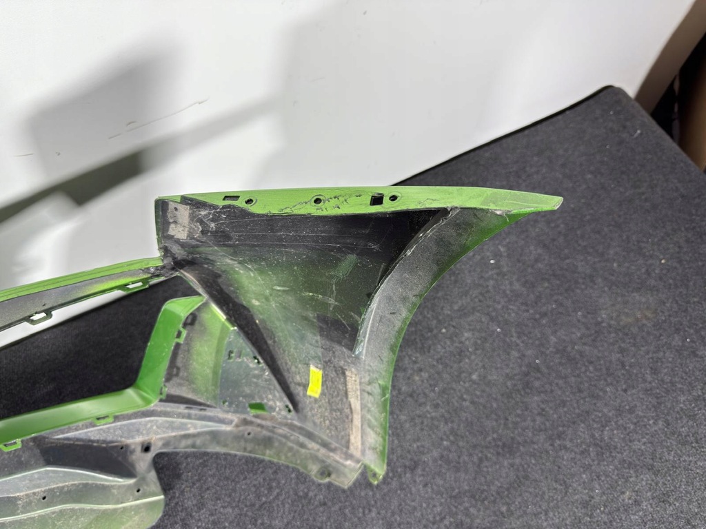 фото №15, Audi r8 lift 4s0 4s 4s0807437d бампер перед передний полный хороший