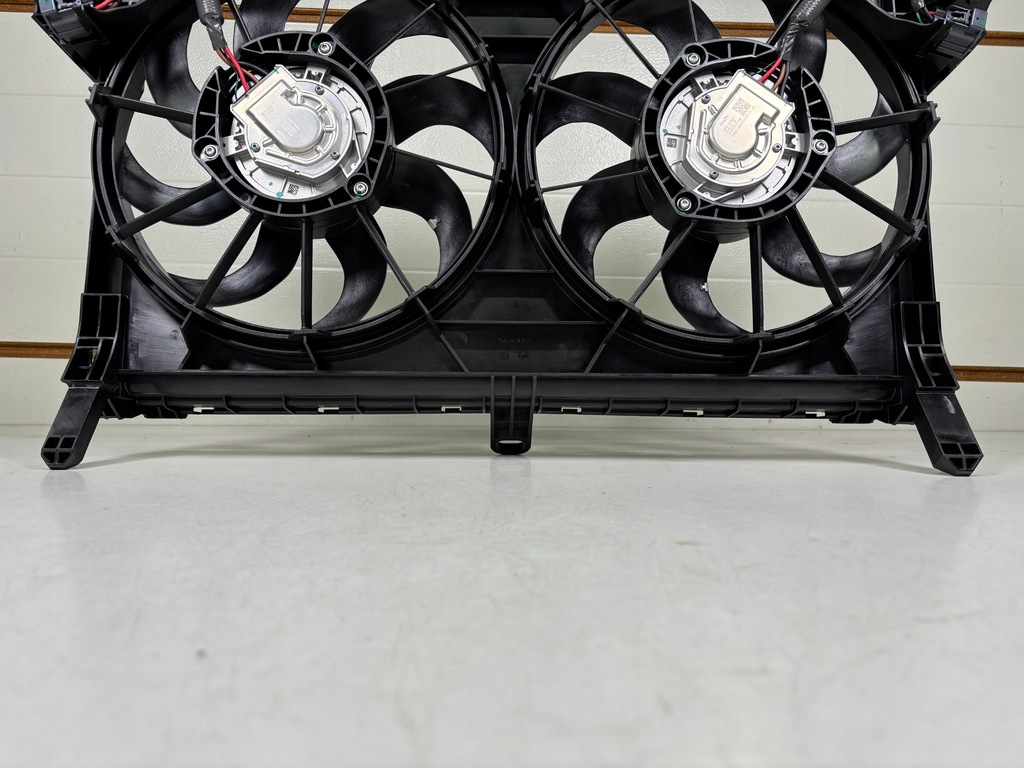 фото №5, Вентилятор радиатора tesla s plaid новый 1619030-00-a