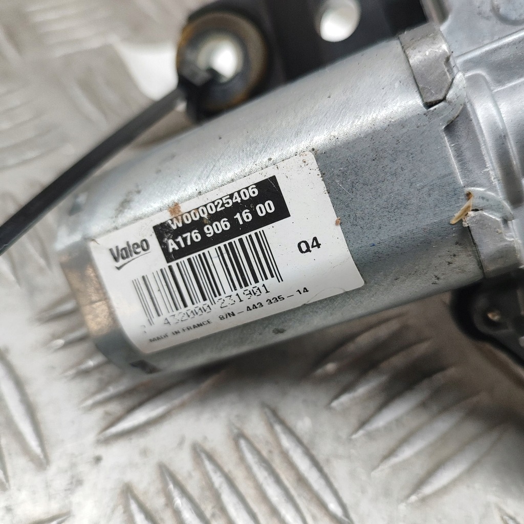 фото №8, Mercedes-benz a w176 2015 моторчик дворники стекло задний