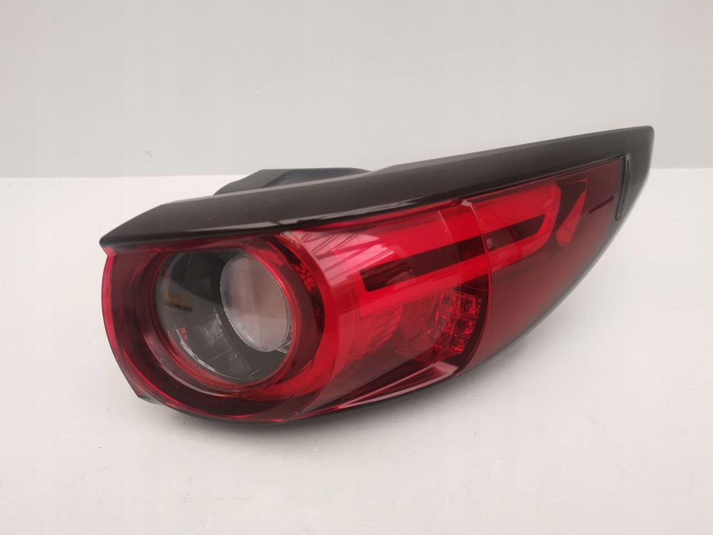 фото №1, Mazda cx-5 ii cx5 ii 17- лампа задняя правый задняя led kb8a51150