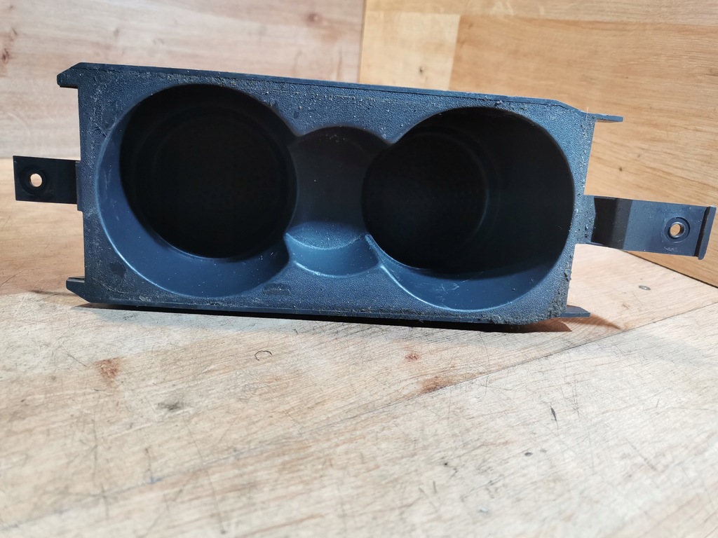 фото №8, Кронштейн na кружки vw jetta iii 1k5862531b