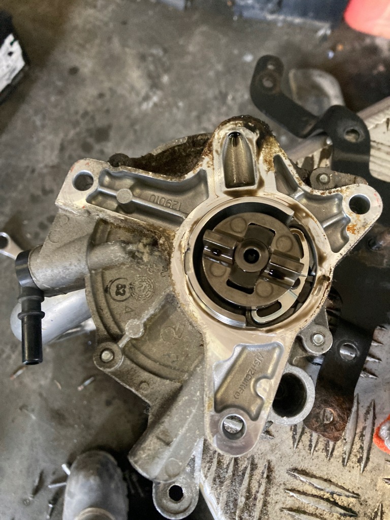 Купити Citroen peugeot ford 2.0 насос vacu