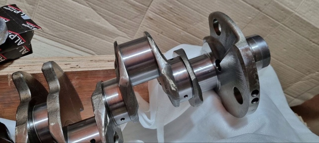 Wał колінчастий audi q7 4l ccga ccg 6.0 tdi v12 05a101e 05a105101e набір Зі Шроту