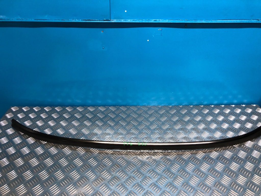 фото №1, Mercedes w220 молдинг скло задній задня нижня