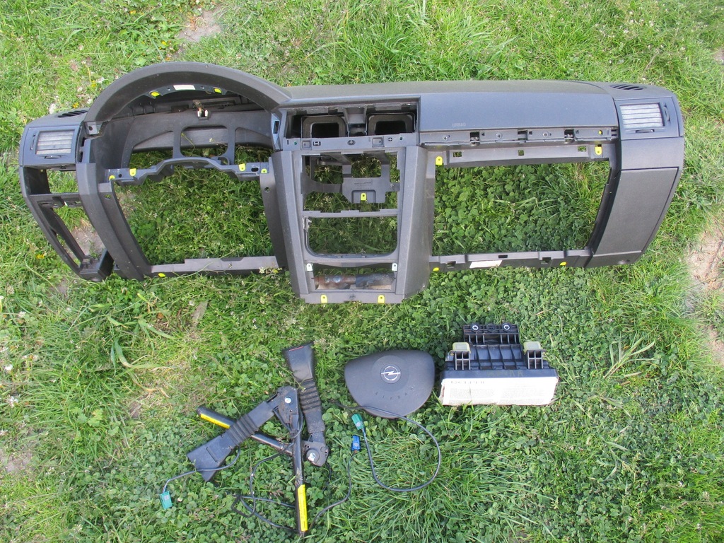 фото №1, Opel meriva a консоль подушки безопасности ремни