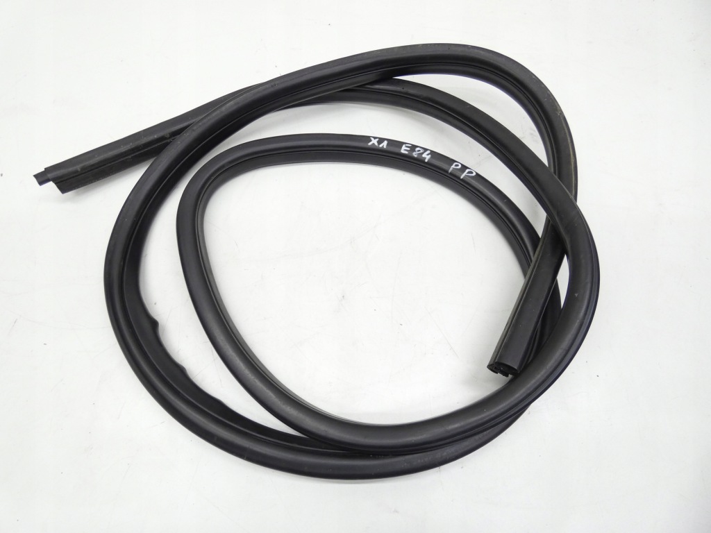 фото №1, Bmw x1 e84 прокладка дверь левый = правый перед краевая