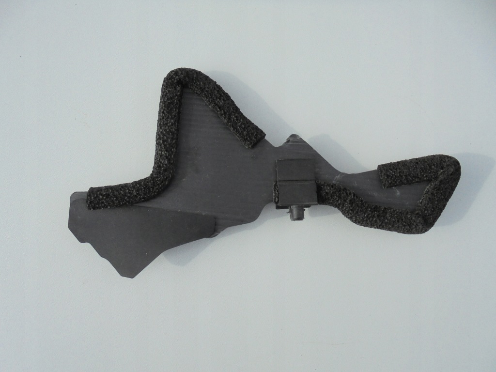 фото №3, Toyota aygo ii шумоизоляция пена правая rok 2014-