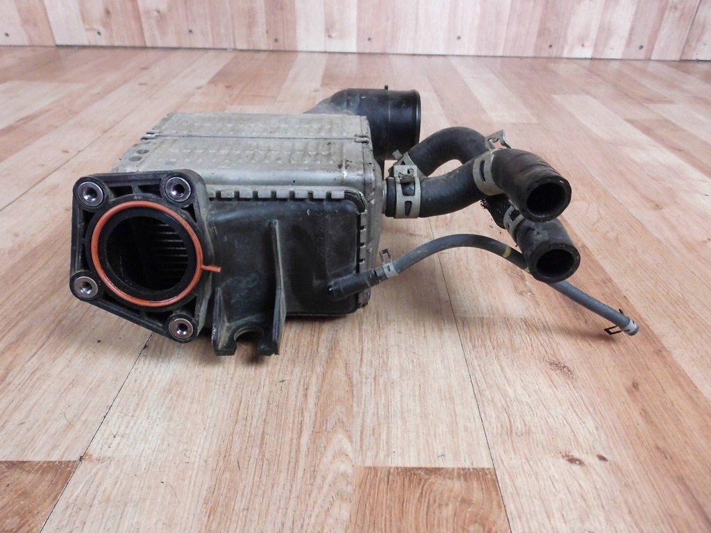 фото №1, Lexus nx200t 2.0 радиатор воздуха интеркулер