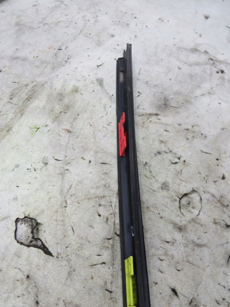 фото №5, Молдинг скло лобове права civic ix