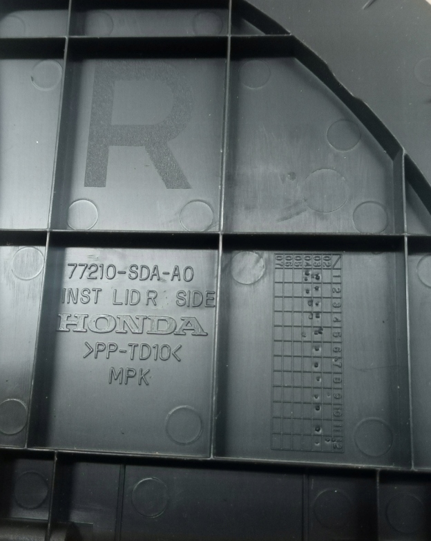 фото №3, Заглушка приборная панель правая honda accord vii