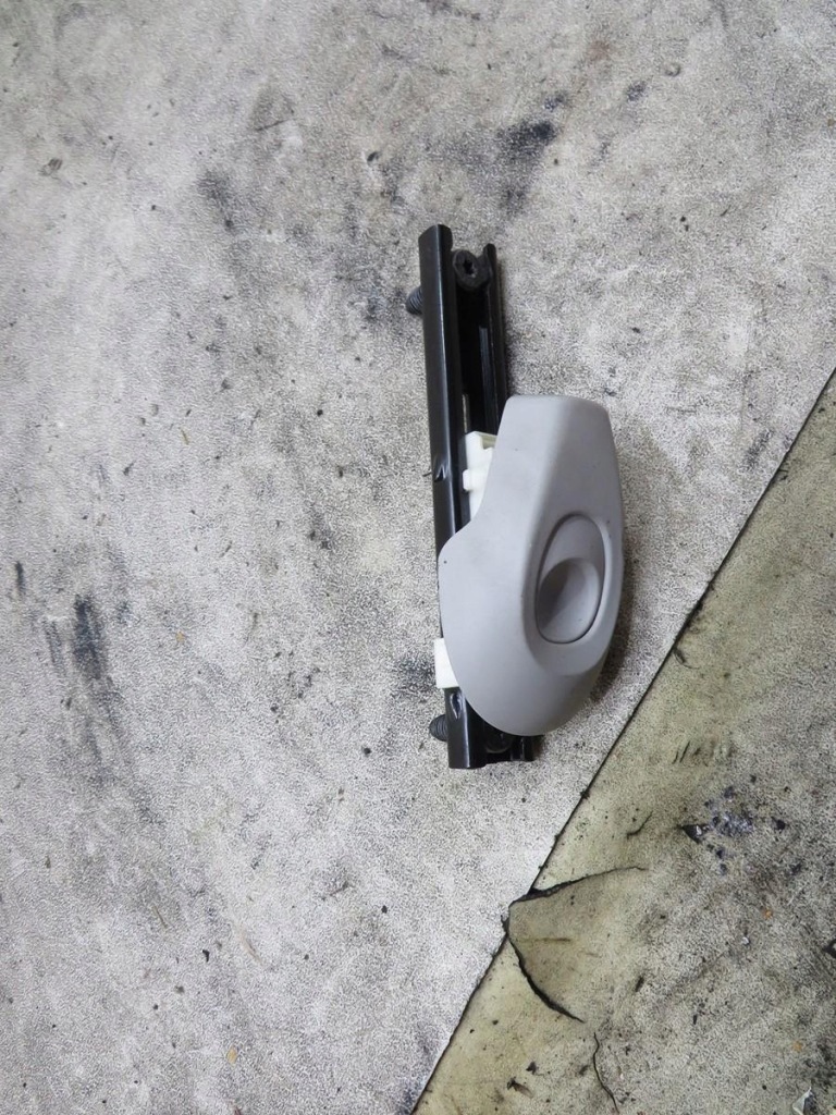 фото №2, Регулювання висоти поперечина clio iv 878248632r