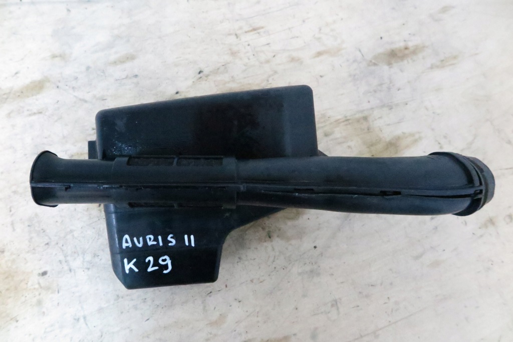 фото №1, Впуск резонатор 177500t010 toyota auris ii