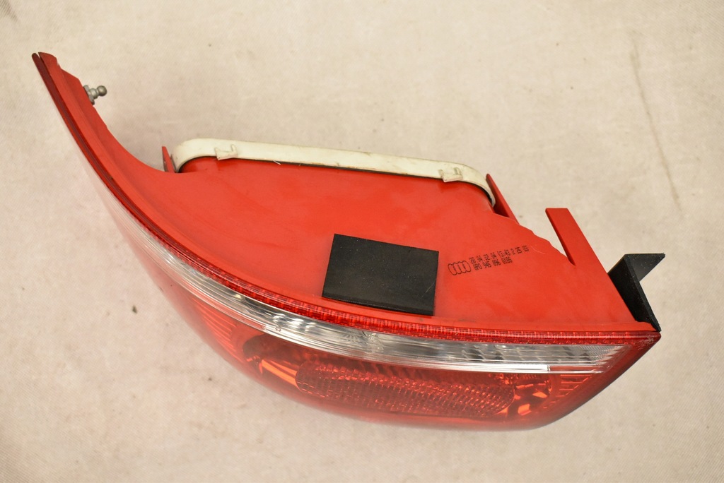 фото №5, Audi a3 8p лампа права задня 8p0945096