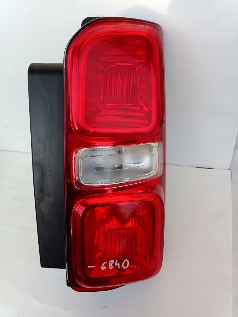 фото №1, Jumpy scudo proace expert iii лампа правая задняя oryg