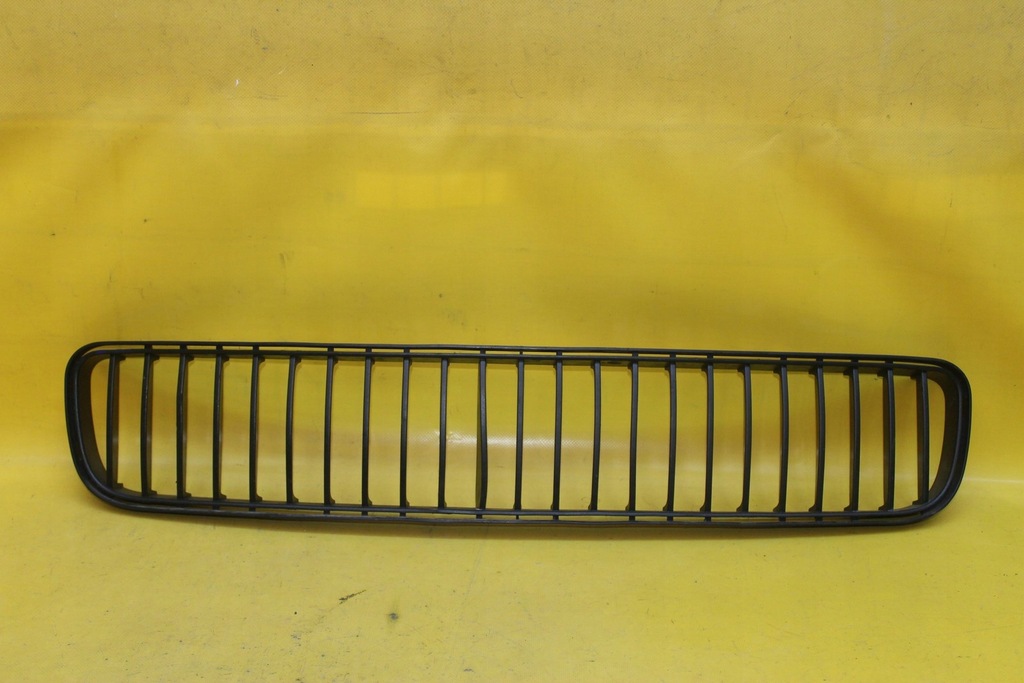 фото №1, Решётка средняя бампера roomster