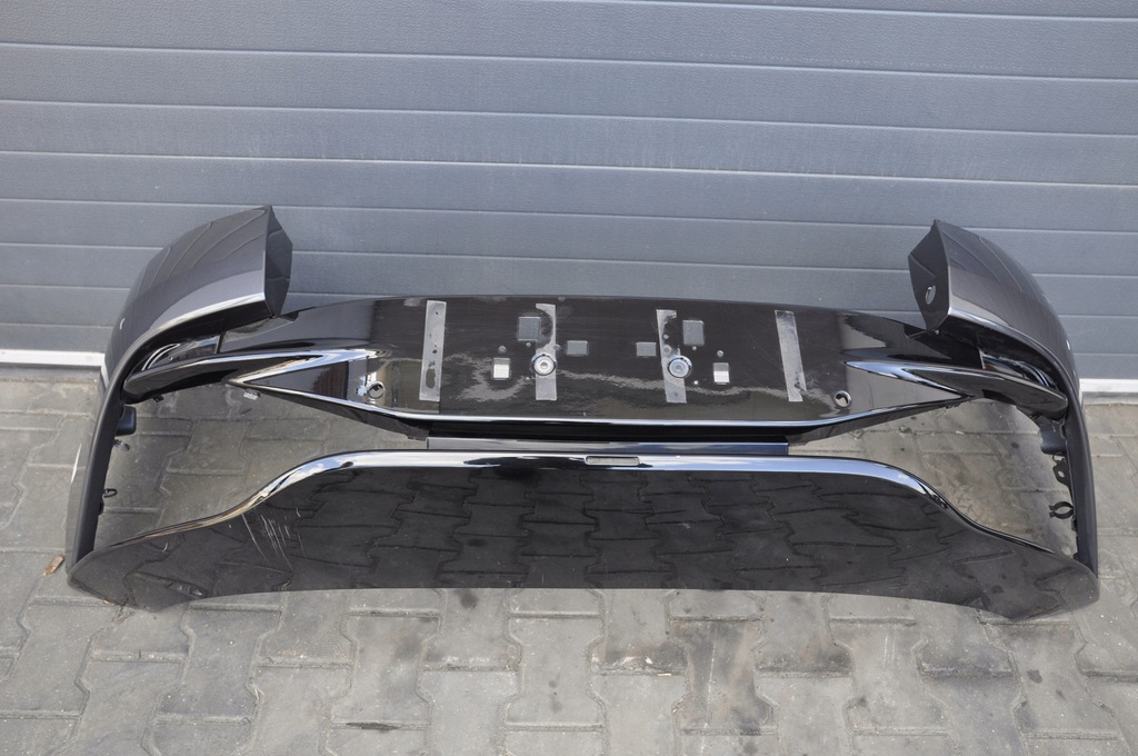 фото №1, Aston martin db11 бампер диффузор задняя задний