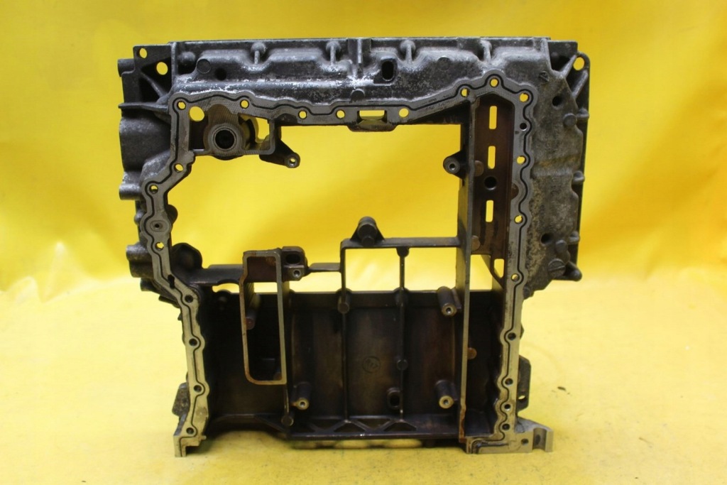 Поддон масляная 06e103603c a4 b7 a6 c6 3.2 fsi auk с Разборки