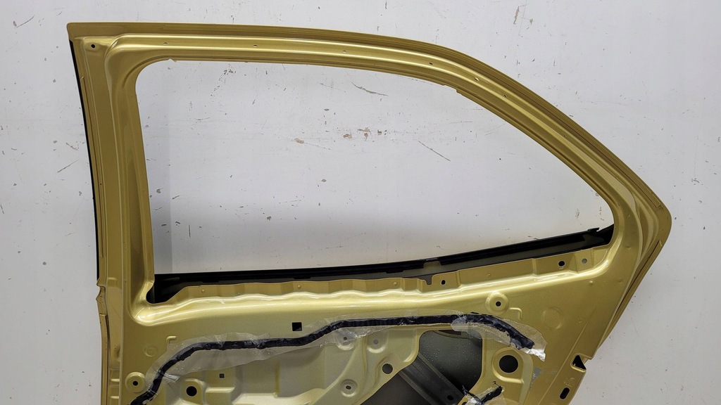 фото №9, Toyota yaris cross 20- двері задня задні праве fv