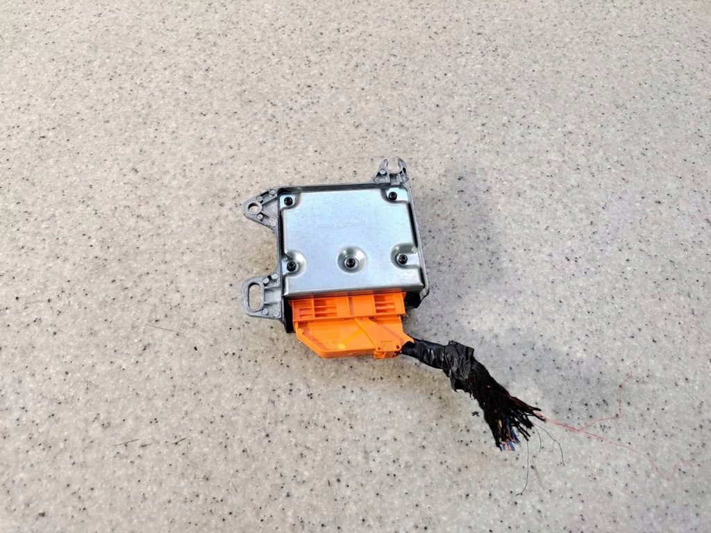 фото №2, Модуль блок управления подушек подушка безопасности renault scenic i rx4 - 7700437471c