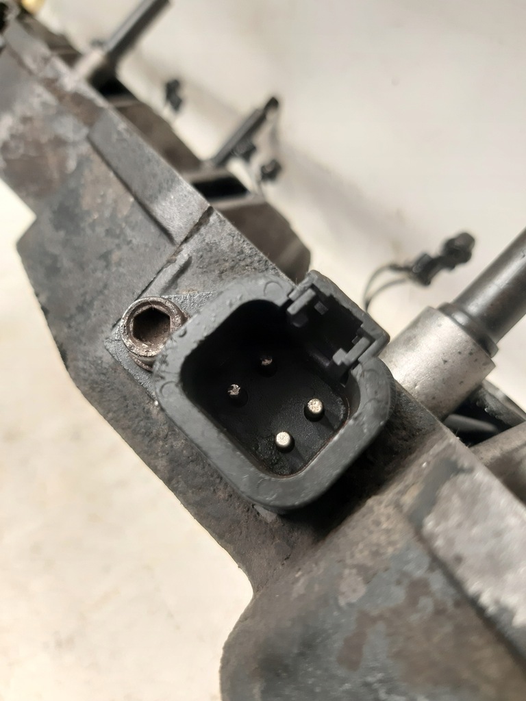 фото №5, Проставка крышки клапанов iveco eurocargo ii 5.9