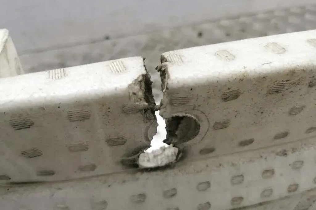 фото №11, Абсорбер заднього бампера infiniti fx 85090cg000 3.5l бензиновий 226kw 2006