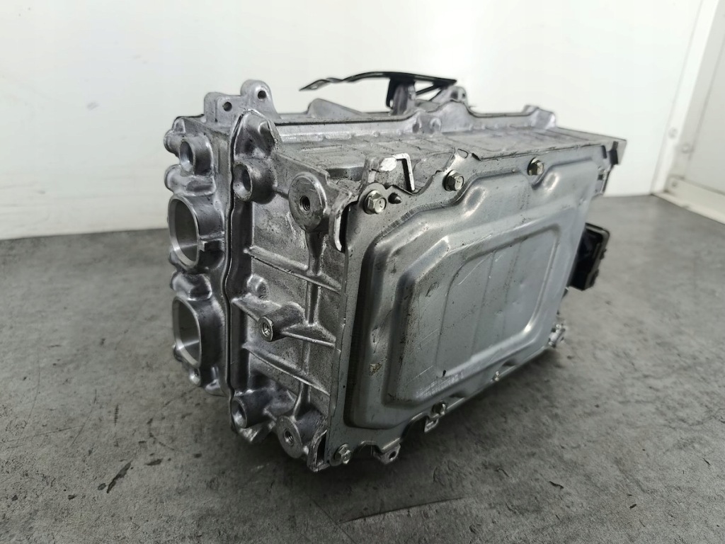 Инвертор / инвертор toyota yaris iv g9200-52301 232100-4811 denso 1.5 Доставка