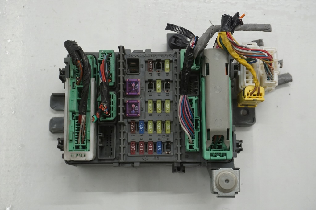 фото №1, Honda accord viii коробка предохранителей 2.2 i-dtec tl0-e120