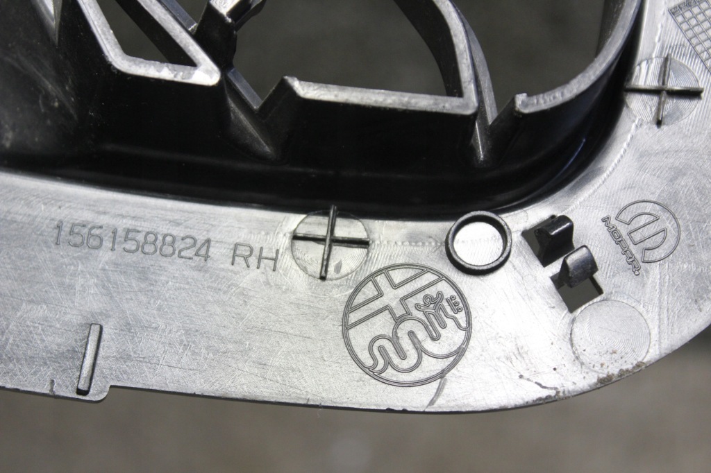 фото №3, Alfa romeo stelvio 22- решётка w бампер правая 156158824