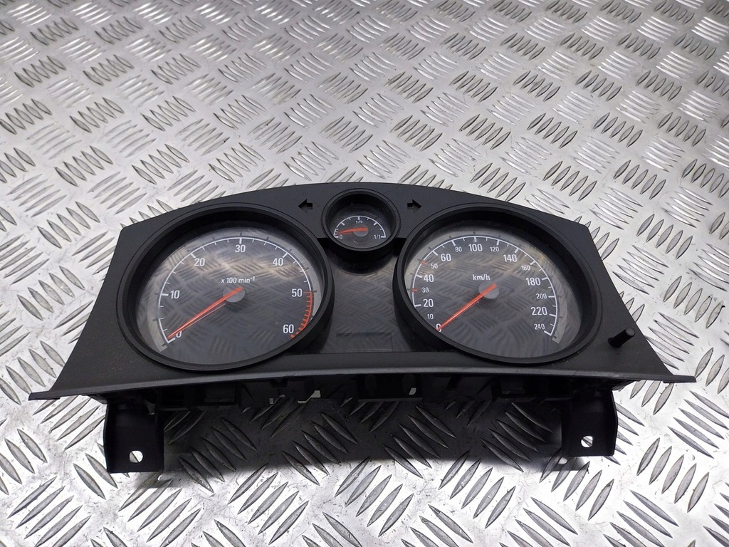 фото №1, Лічильник прилади opel оригінальний номер 13172020