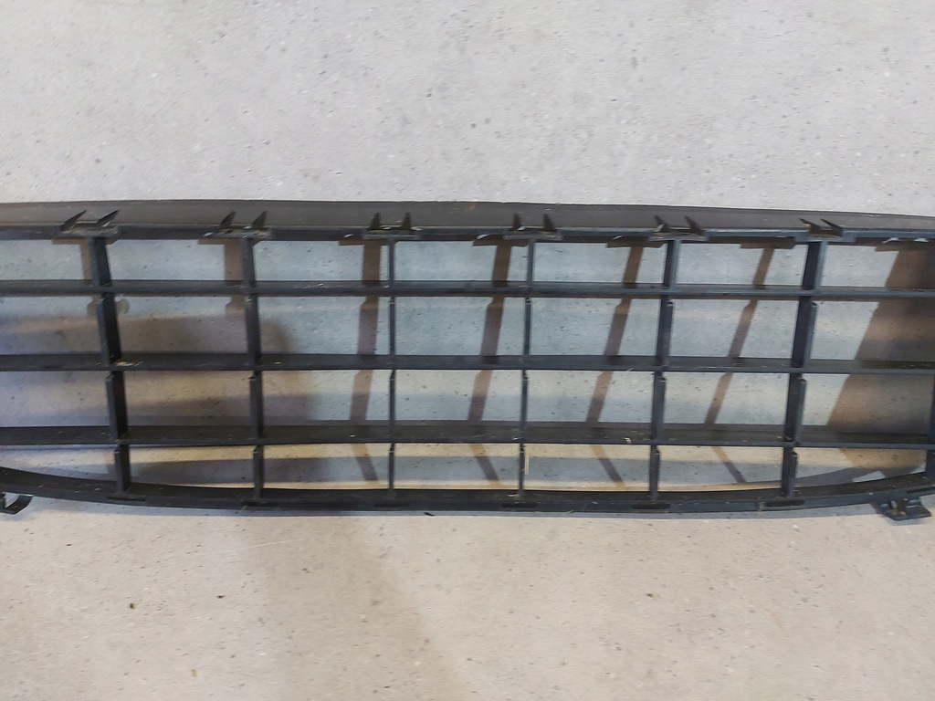 фото №6, Решётка радиатора решётка средняя бампера peugeot 407 04-08