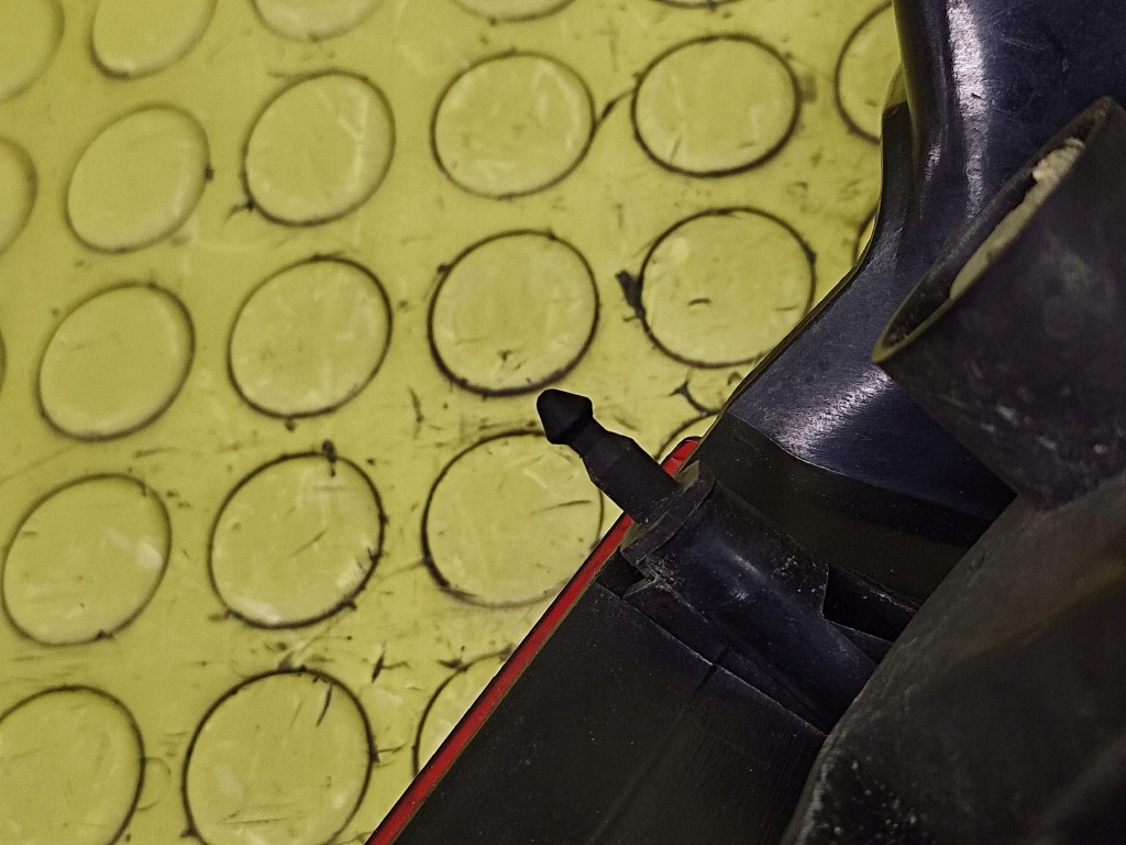 фото №11, Renault megane ii лампа правый задняя 89398081