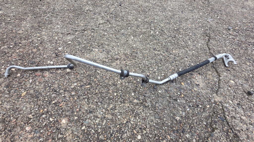 фото №1, Mercedes slk r170 шланг трубка wąż кондиционера a1708301315