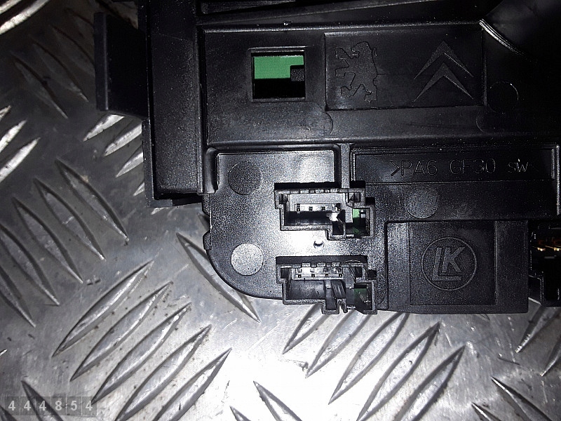 фото №8, 2011 citroen c4 переключатель 96759258xt