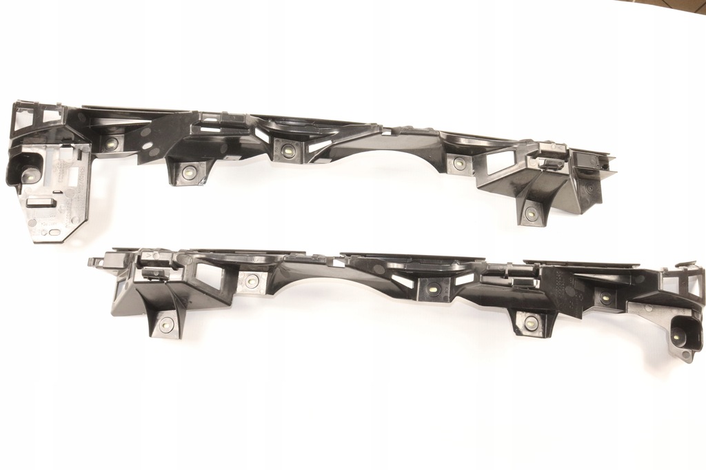 фото №1, Opel cascada направляющая задний бампера средний r l