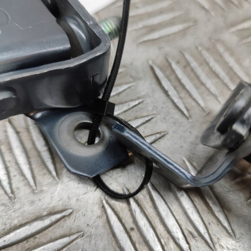 фото №5, Mazda cx-5 ii 2022 петля крышки задний багажника