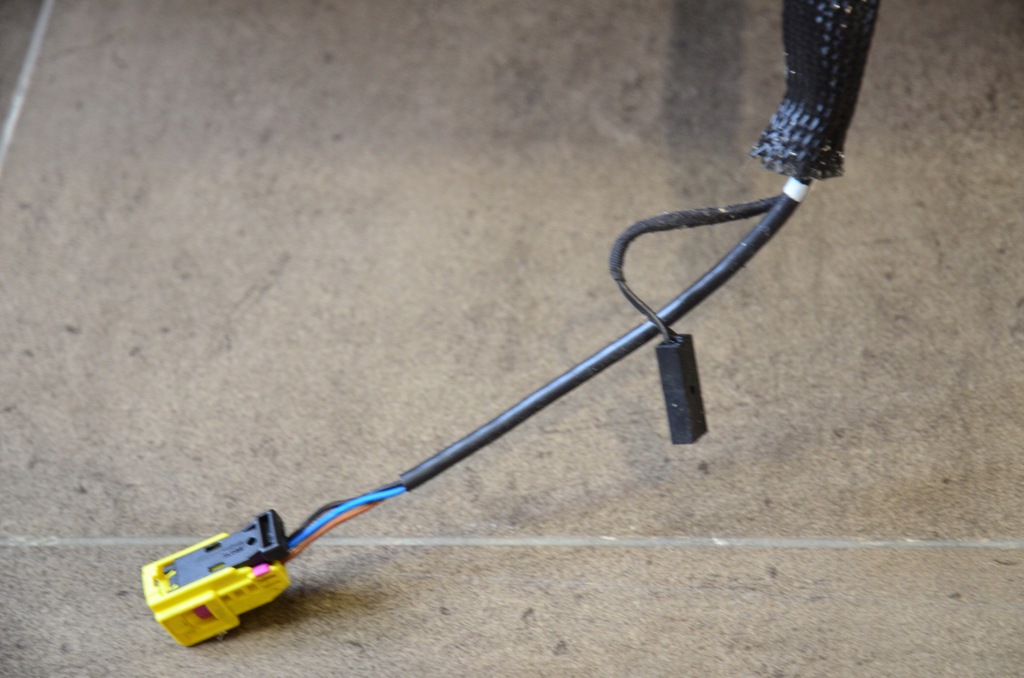 фото №13, Vw tiguan 5n fotelie обшивки материал alcantara uk