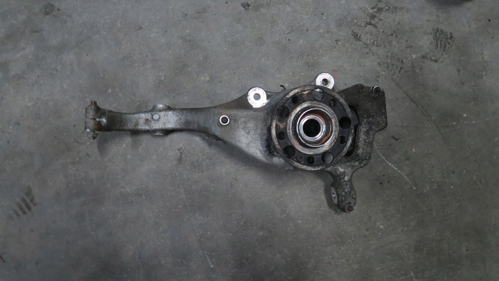 фото №1, Mercedes w222 поворотний кулак ступиця ліва 4-matic !!